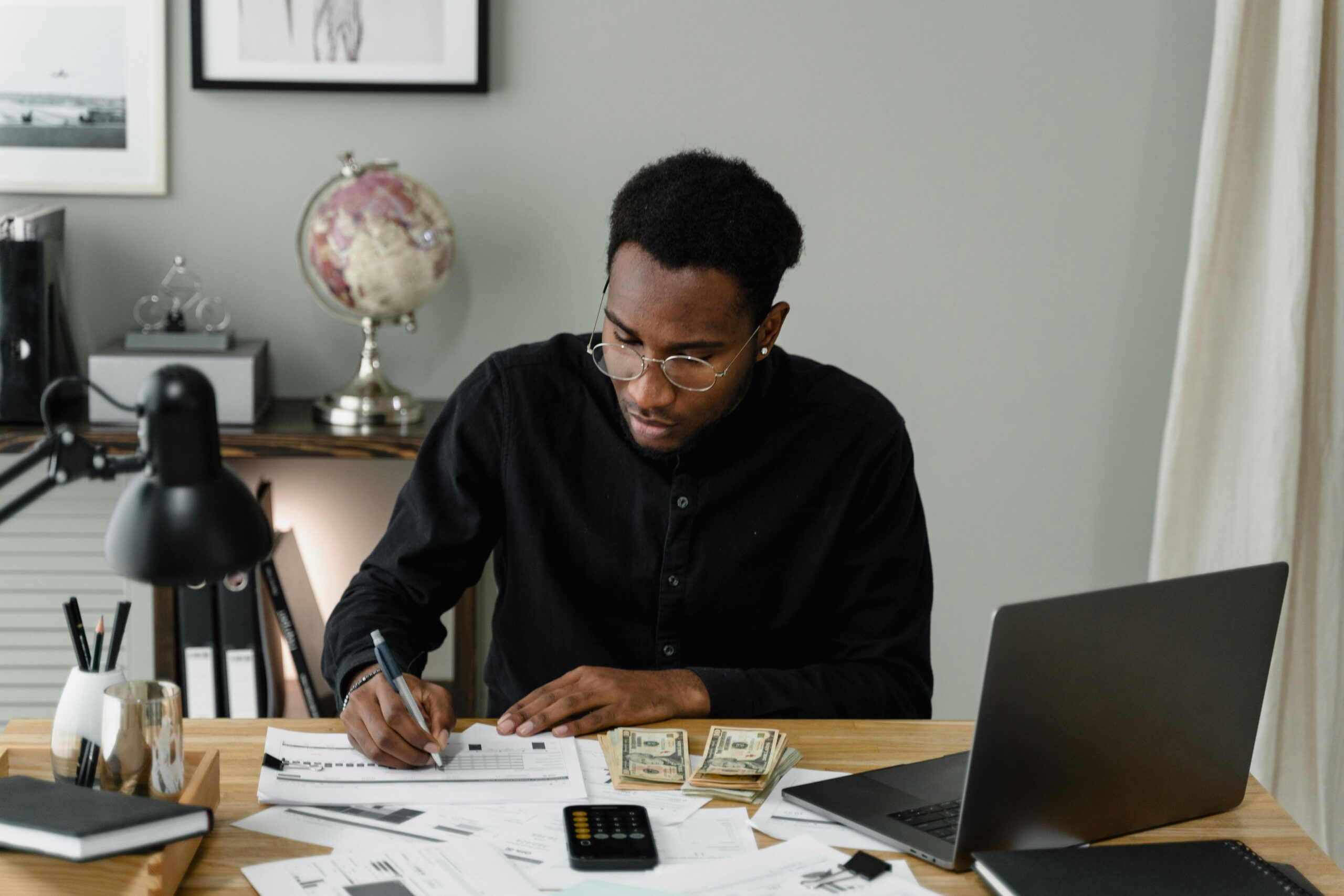 The Biggest Accounting Mistake Small Biz Owners Make